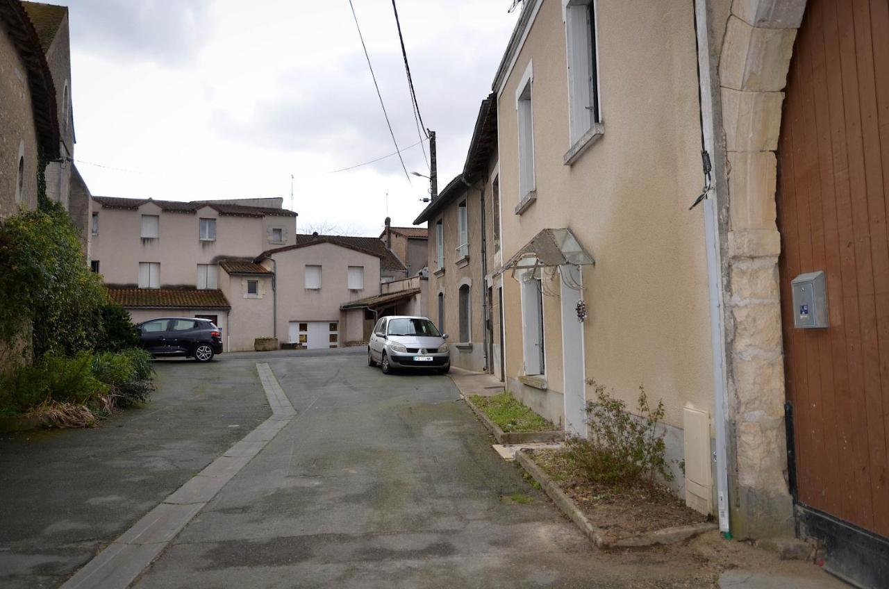 Logement Cosy A 5Mn Du Futuroscope Jaunay-Clan Kültér fotó